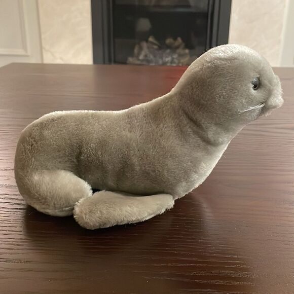 Dakin Grey Seal with Whiskers 1976 Vintage Excellent Condition 10” long Tush tag - Picture 3 of 9